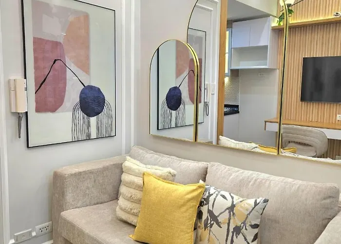 Franchelle Bliss - Shore 2 Residences Tower 1